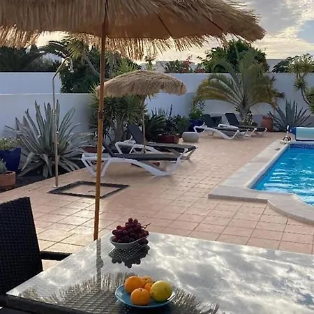 Villa Our Soleada Cosy&flowery, Heated Pool Playa Blanca (Lanzarote)